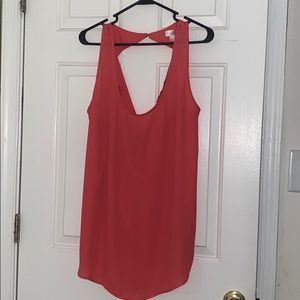 Sleeveless blouse